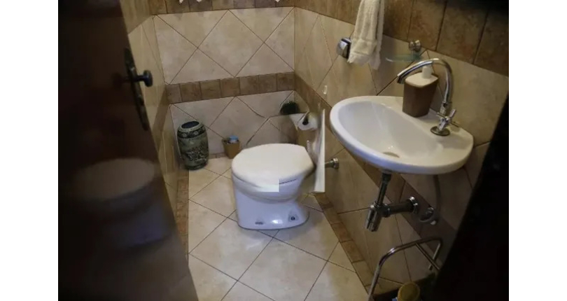 Belo Sobrado à venda na Vila Fiat Lux na Rua Rudi Schaly, 