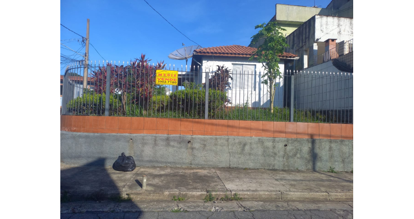 Casa Térrea à venda na Vila dos Remédios na Rua Lopo Homem