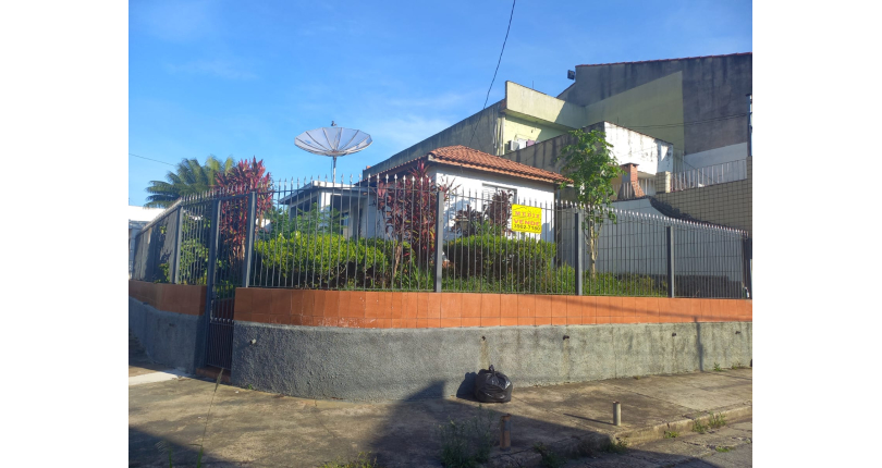 Casa Térrea à venda na Vila dos Remédios na Rua Lopo Homem