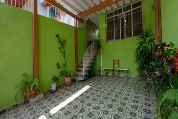 Oportunidade: Bom Sobrado à venda no Jardim Santo Elias na Rua Ernesto Moreira Maia