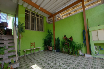 Oportunidade: Bom Sobrado à venda no Jardim Santo Elias na Rua Ernesto Moreira Maia