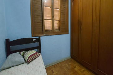 Oportunidade: Bom Sobrado à venda no Jardim Santo Elias na Rua Ernesto Moreira Maia