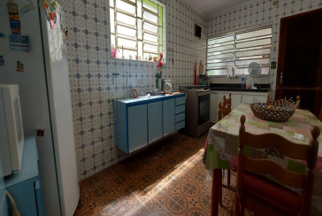 Oportunidade: Bom Sobrado à venda no Jardim Santo Elias na Rua Ernesto Moreira Maia