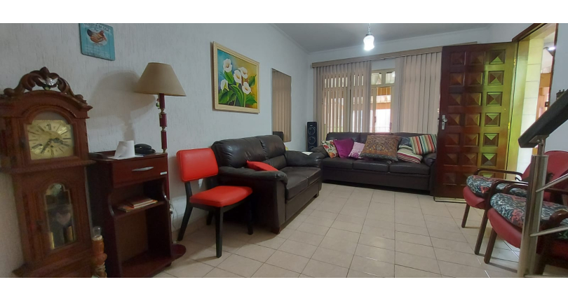 Oportunidade: Bom Sobrado à venda no Jardim Santo Elias na Rua Ernesto Moreira Maia