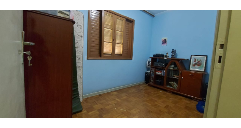 Oportunidade: Bom Sobrado à venda no Jardim Santo Elias na Rua Ernesto Moreira Maia