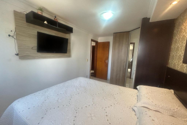Lindo Apartamento à venda na Vila Guedes na Rua Martinho do Amaral 101, no Condomínio Edifício Safira 