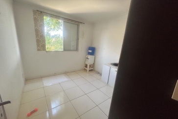 Lindo Apartamento à venda na Vila Guedes na Rua Martinho do Amaral 101, no Condomínio Edifício Safira 