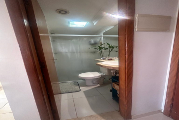 Lindo Apartamento à venda na Vila Guedes na Rua Martinho do Amaral 101, no Condomínio Edifício Safira 