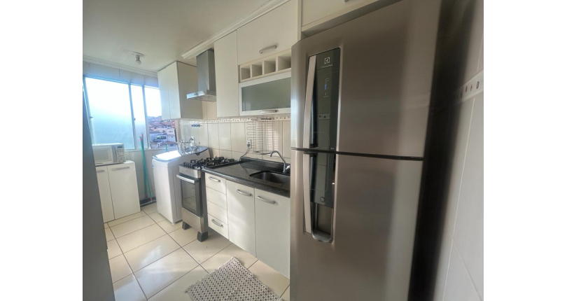 Lindo Apartamento à venda na Vila Guedes na Rua Martinho do Amaral 101, no Condomínio Edifício Safira 