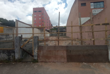 Terreno à venda nos Remédios na Avenida dos Remédios,