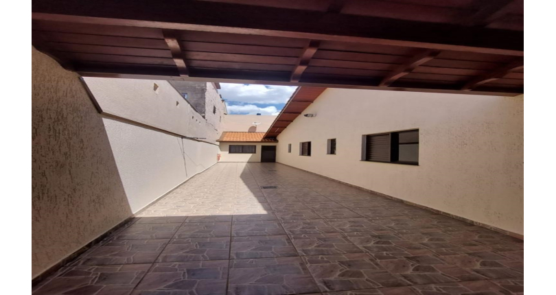 Casa assobradada à venda na Vila Piauí na Rua André Rebouças