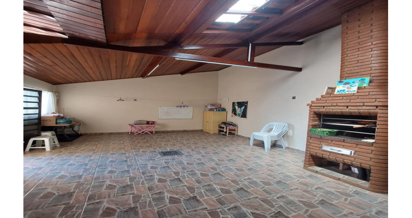 Casa assobradada à venda na Vila Piauí na Rua André Rebouças