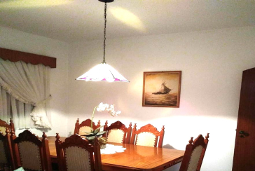 Casa Térrea Isolada Estilosa á venda no Jardim Marisa na Rua José Soeiro de Vaz