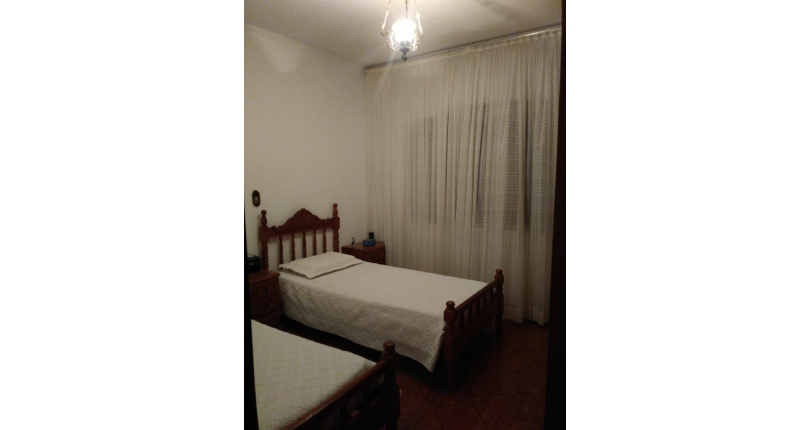 Casa Térrea Isolada Estilosa á venda no Jardim Marisa na Rua José Soeiro de Vaz