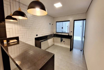 Sobrado novo à venda no Jardim Mangalot na Rua General Lauro Cavalcanti de Farias 461