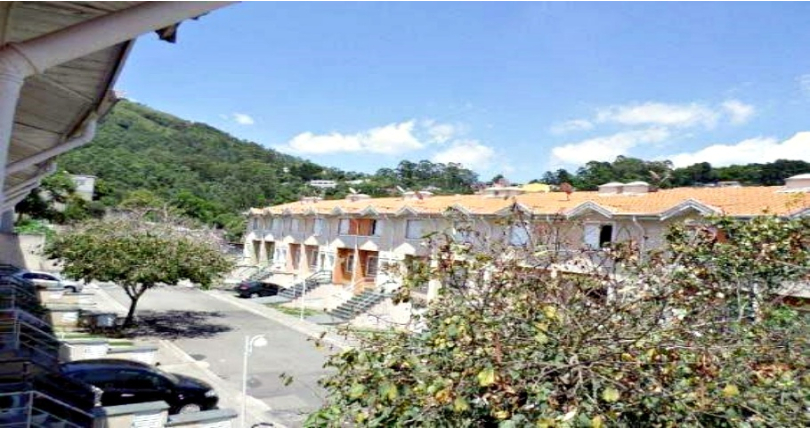  Sobrado à venda no Jardim Jaraguá na Rua Francisco Bellazzi 120,