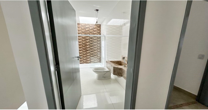 Sobrado à venda Travessa Oceano Glacial Ártico, 29, Vila Pereira Barreto - Imóveis à Venda