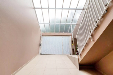 Belo Sobrado à venda no Parque Maria Domitila na Rua José Teodoro Vieira 