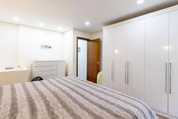 Belo Sobrado à venda no Parque Maria Domitila na Rua José Teodoro Vieira 