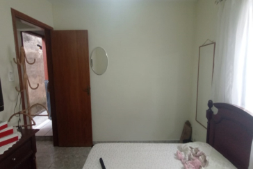 Casa assobradada à venda na Vila Guedes na Rua Maria Julieta Drummond de Andrade,