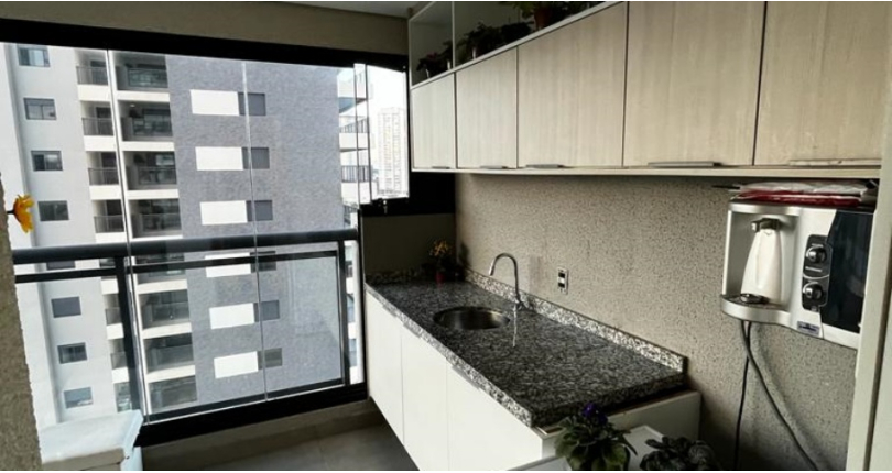 Belo Apartamento à venda na Vila Leopoldina na Avenida Mofarrej 710, no Condomínio Lodz,