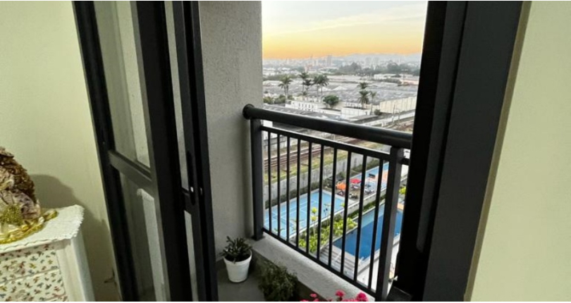 Belo Apartamento à venda na Vila Leopoldina na Avenida Mofarrej 710, no Condomínio Lodz,