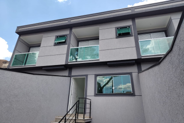 Sobrado novo à venda no Jardim São José (Zona Norte) na Rua Doutor João Toniolo 578,