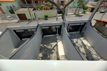 Sobrado novo à venda no Jardim São José (Zona Norte) na Rua Doutor João Toniolo 578,