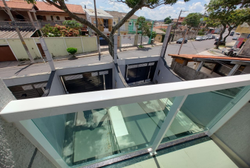 Sobrado novo à venda no Jardim São José (Zona Norte) na Rua Doutor João Toniolo 574