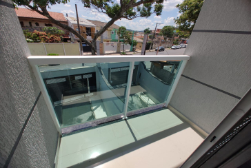 Sobrado novo à venda no Jardim São José (Zona Norte) na Rua Doutor João Toniolo 574