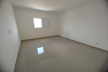 Sobrado novo à venda no Jardim São José (Zona Norte) na Rua Doutor João Toniolo 574