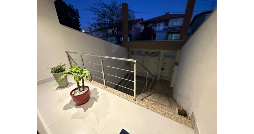 Sobrado à venda Rua Oclézio Dias, City Recanto Anastácio - Imóveis à Venda