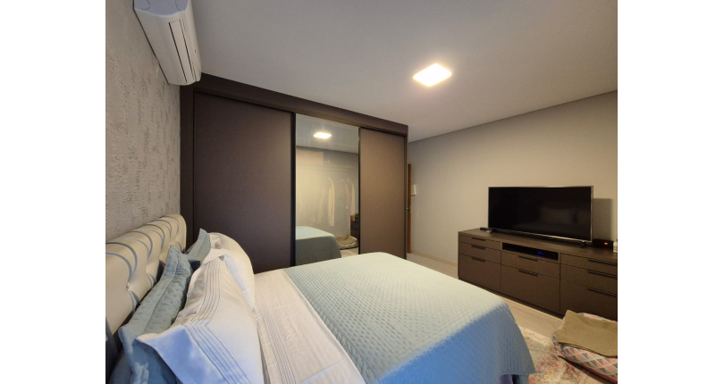 Sobrado à venda Rua Oclézio Dias, City Recanto Anastácio - Imóveis à Venda