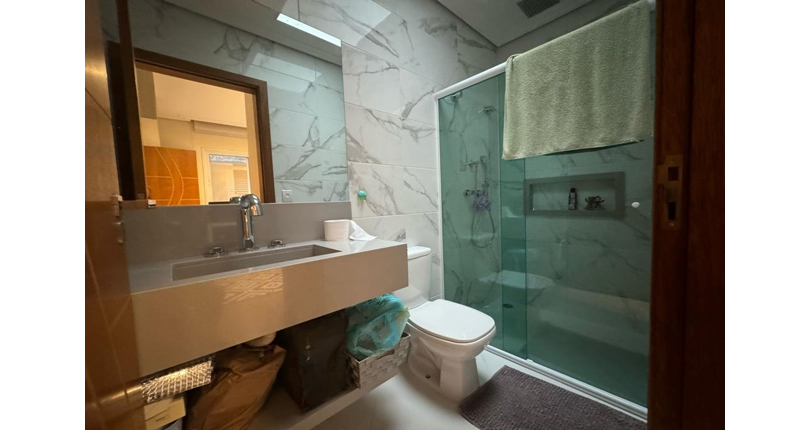 Sobrado à venda na Vila Comercial na Rua Banabuiú