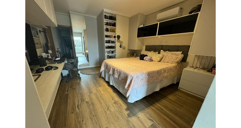 Sobrado à venda na Vila Comercial na Rua Banabuiú