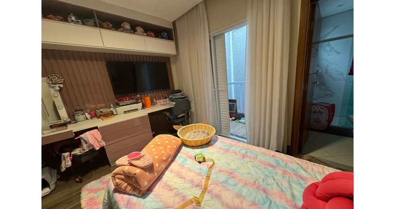 Sobrado à venda na Vila Comercial na Rua Banabuiú