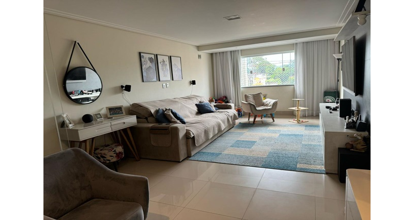 Sobrado à venda na Vila Comercial na Rua Banabuiú