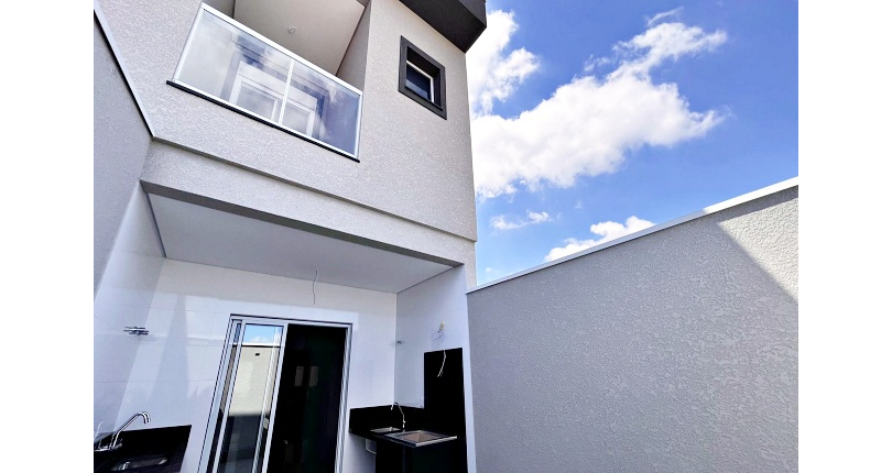  Lindo Sobrado novo à venda no Parque São Domingos na Rua Homero Sales 