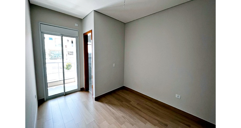  Lindo Sobrado novo à venda no Parque São Domingos na Rua Homero Sales 