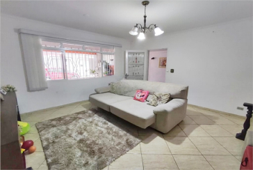  Sobrado à venda no Jardim Mutinga na Rua Belo Jardim