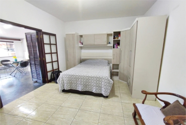  Sobrado à venda no Jardim Mutinga na Rua Belo Jardim