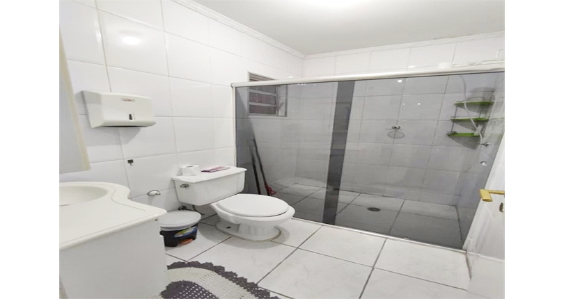  Sobrado à venda no Jardim Mutinga na Rua Belo Jardim