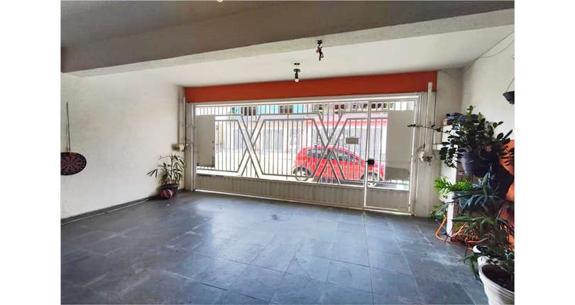  Sobrado à venda no Jardim Mutinga na Rua Belo Jardim