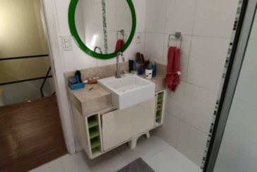 Belo Sobrado à venda na Vila dos Remédios na Rua Gelmirez Ribeiro Queiroga,