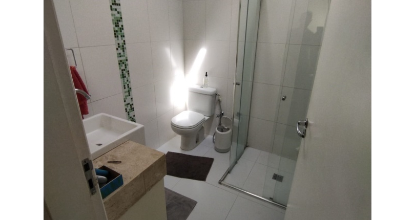 Belo Sobrado à venda na Vila dos Remédios na Rua Gelmirez Ribeiro Queiroga,