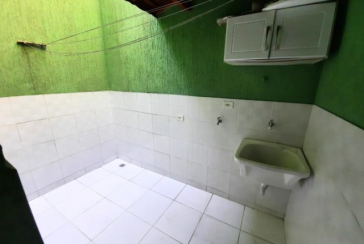 BELO Sobrado à venda na Vila Clarice na Avenida Myrim,