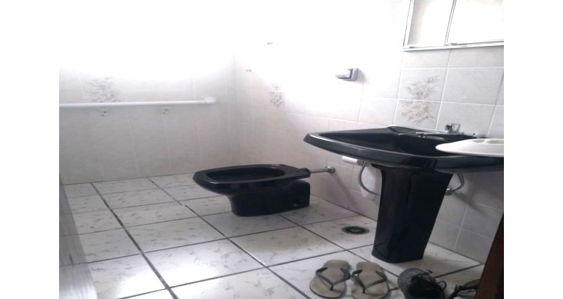 Sobrado à venda no Jardim Líbano na Rua Adalberto Kurt