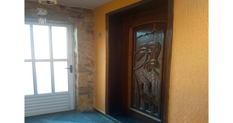 Sobrado à venda no Jardim Líbano na Rua Adalberto Kurt