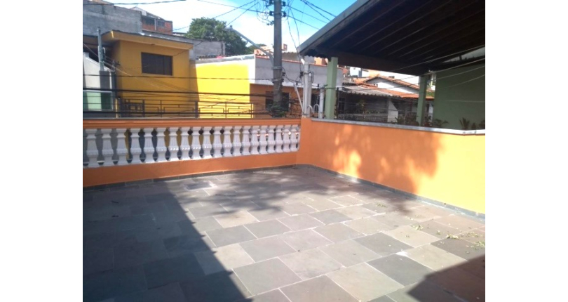 Sobrado à venda no Jardim Líbano na Rua Adalberto Kurt