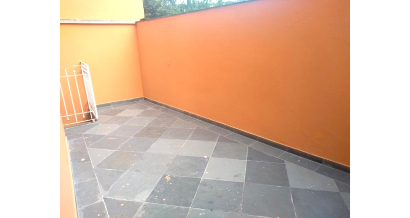 Sobrado à venda no Jardim Líbano na Rua Adalberto Kurt